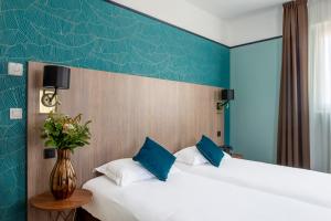 Hotels Hotel Le Bristol : photos des chambres
