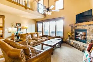 Murray's Hangar #6046 - Glen Haven