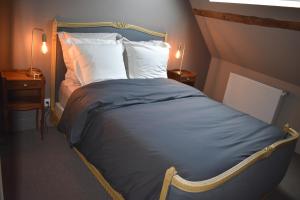 Maison 1747 - Gîtes de Standing en Vieille-ville avec Cour