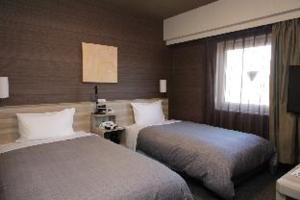 Hotel Route-Inn Sakurai Ekimae