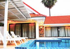 Baan Golden Pool Villa