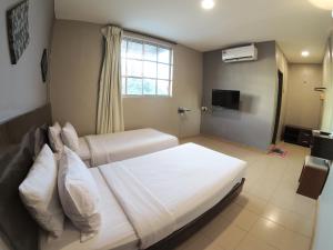 JV Hotel @ Simpang Ampat