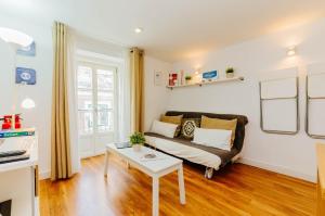 Rent4Rest Bairro Alto Charming 1Bd Apartment
