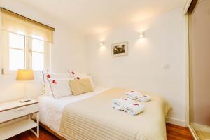 Rent4Rest Bairro Alto Charming 1Bd Apartment