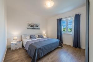 Holiday Home Bajlo apartment with three bedrooms