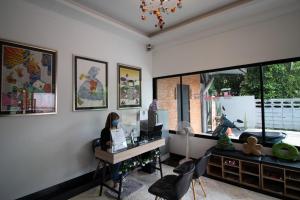 The 168 Gallery Residence and Hotel