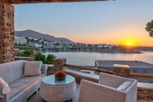 Marconis seaside villa