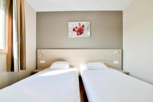 Hotels B&B HOTEL Bollene : Chambre Lits Jumeaux