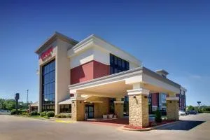 Drury Inn & Suites Greensboro - Sedgefield