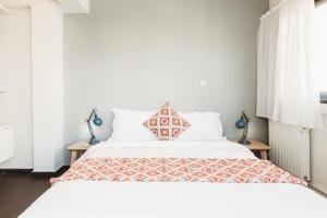 Family Suite with Acropolis Views & Dining Terrace room in Athens Studios
