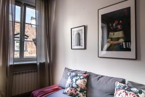 Świętojańska Old Town Apartment by BookingHost