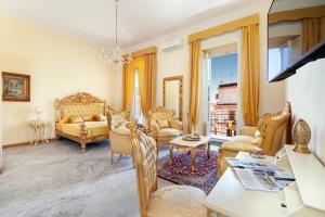 Superior Double Room room in Relais Antica Napoli