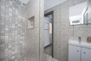 Central Ashford Stay for All