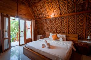 Bungalow Nhìn ra vườn (Bungalow with Garden View)