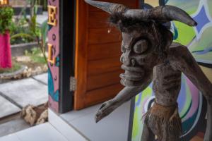 Giường trong Phòng ngủ tập thể Nữ 4 Người (Bed in 4-Bed Female Dormitory Room)