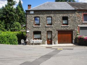 Vintage Holiday Home in Marcourt With Garden