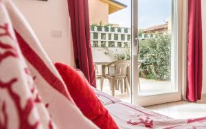 Villetta Ermanno climatizzata con giardino privato img34