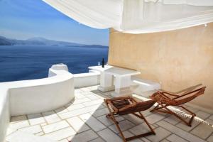 Elegant Santorini House 1 Bedroom Villa Caldera View-Outdoor Hot Tub Oia