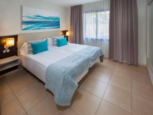 Grupotel Playa Feliz