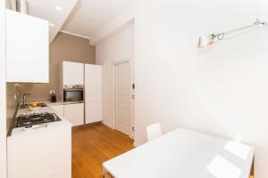 GuestHost - Porta Nuova & Parco del Valentino Roomy Flat img12