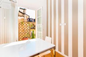 GuestHost - Porta Nuova & Parco del Valentino Roomy Flat img10