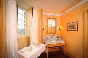 Hotels Chateau de Canisy : photos des chambres