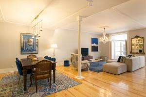 Chiado Deluxe Gem 4bdr Amazing apartment