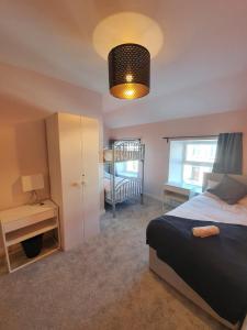 Large Townhouse in the Heart of Galway No 12