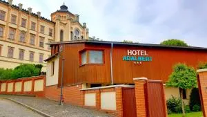 Hotel Adalbert Szent György Ház - Эстергом