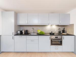 LivinParis - Luxury 3 Bedrooms Arc de Triomphe I