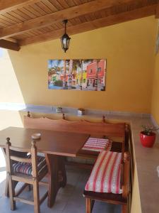 Estudio nuevo con baño, cocina y gran terraza