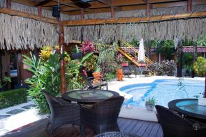 Samara Palm Lodge