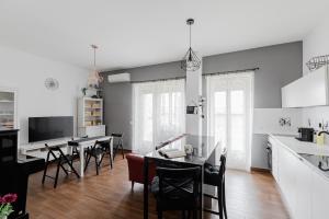 Scarfoglio Apartment, 4 persone, 2 camere, balcone, Wi-Fi, Stazione Tiburtina