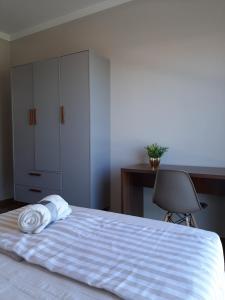 Excelente Sobrado Confortável no Centro de Tijucas Próximo as Praias