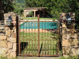 Villas Maison de caractere avec piscine : photos des chambres