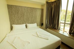Expo Hotel