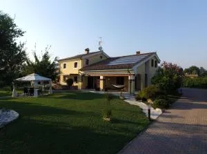 B&B Melograno MC - Casa Carta