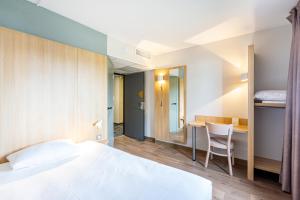 Hotels B&B HOTEL Angers Parc Expos : photos des chambres