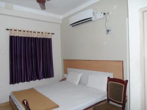 Hotel Pasuparthy Residency