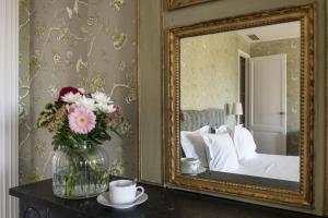 B&B / Chambres d'hotes Chateau Ormes de Pez : photos des chambres