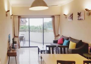 PoolView Resort Batu Ferringhi 502 - 2 Rooms - 3hvězdičkové hotely ve městě Batu Feringgi