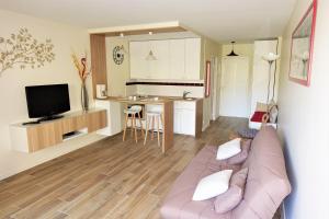 "Côté Charlemagne" Centre-ville Garage Piscine Terrasse