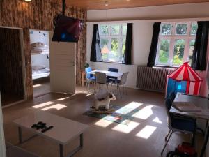 Big Two-Bedroom Apartment with Private Bathroom & Kitchen room in Hestkær Family Rooms