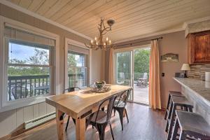 Beech Mountain Resort Condo - 2 Mi to Ski Slopes