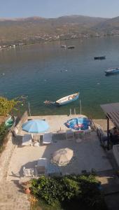 Beachfront Apartments Grunche