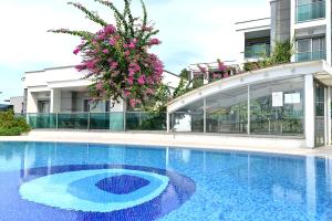 Royal Palm Residence