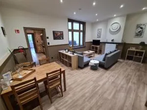 Beautiful apartment met zicht Damse vaart @brugge - Koolkerke