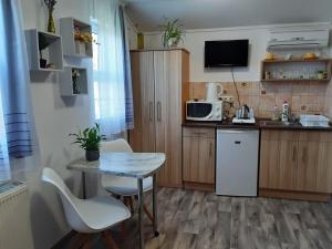 Studio room in Napsugár Vendégház