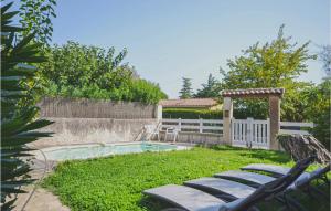 Maisons de vacances Amazing home in Tulette with 4 Bedrooms, WiFi and Outdoor swimming pool : photos des chambres