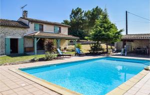 Maisons de vacances Nice Home In Sainte Gemme With Wifi, Private Swimming Pool And Outdoor Swimming Pool : photos des chambres